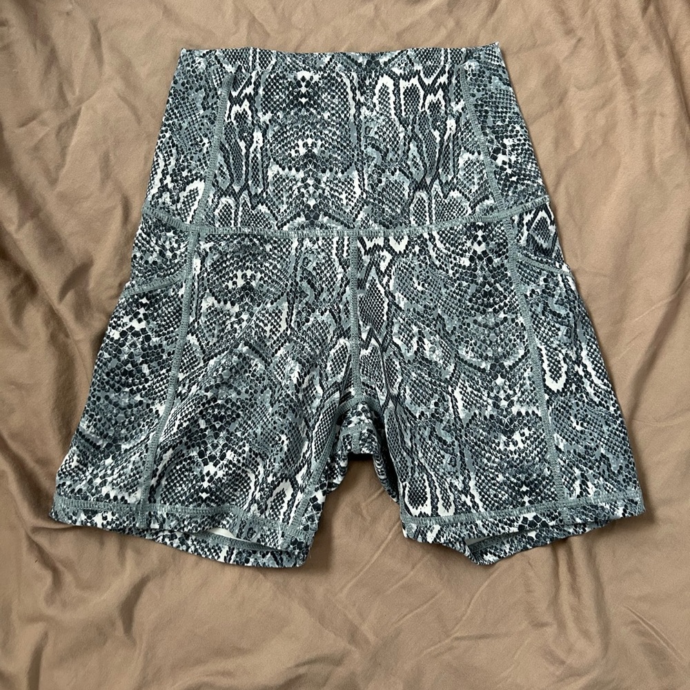 Snake print biker short